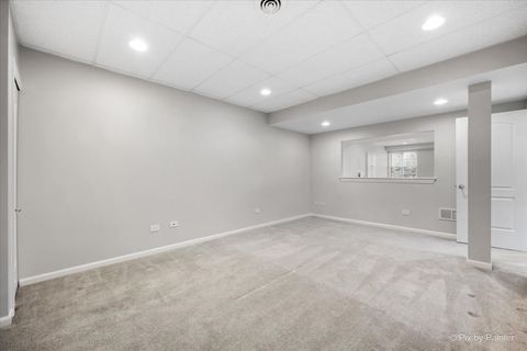 Tiny photo for 305 Colonial Drive, Vernon Hills, IL 60061 (MLS # 12607467)