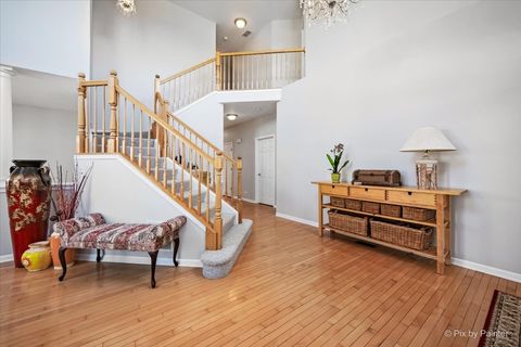 Tiny photo for 305 Colonial Drive, Vernon Hills, IL 60061 (MLS # 12607467)