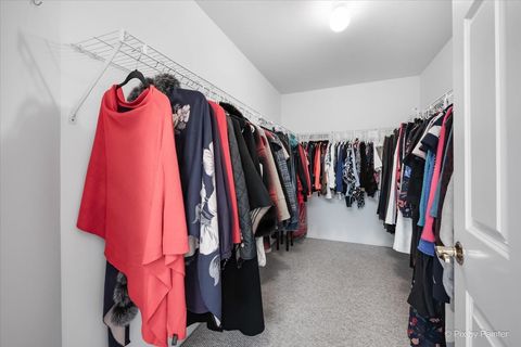 Tiny photo for 305 Colonial Drive, Vernon Hills, IL 60061 (MLS # 12607467)