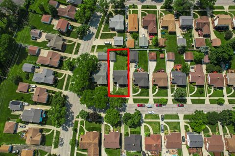 Tiny photo for 10251 Kent Street, Westchester, IL 60154 (MLS # 12707047)