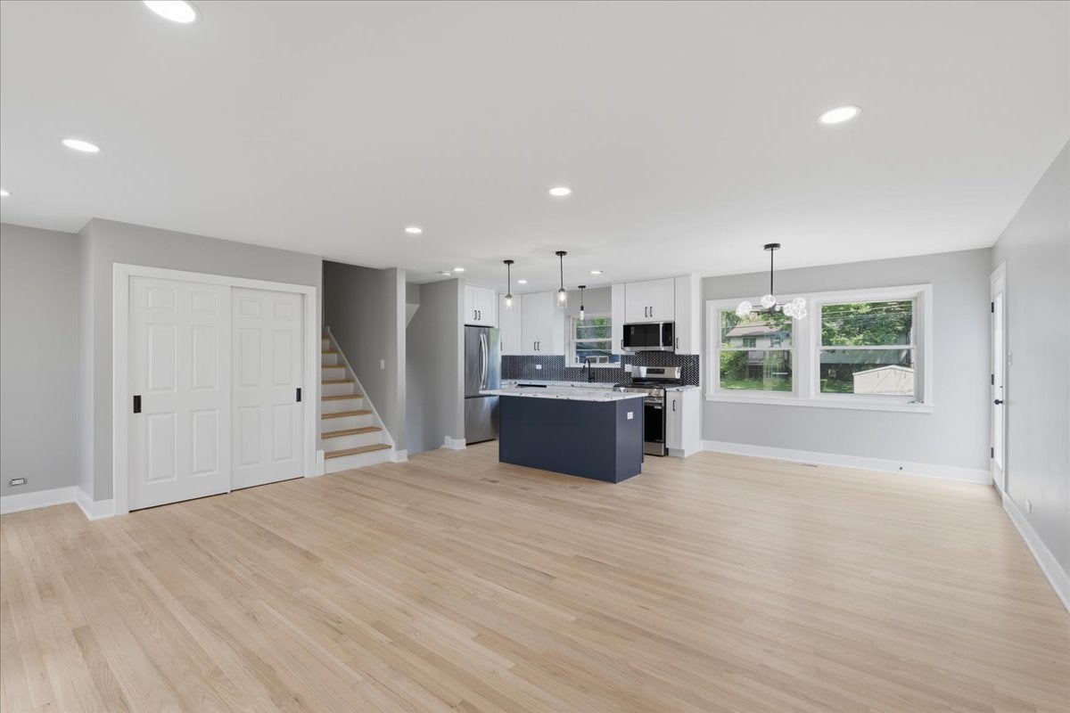 10 Linden Avenue
