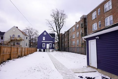 Tiny photo for 320 N Menard Avenue, Chicago, IL 60644 (MLS # 12554038)