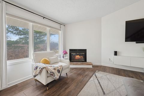 Tiny photo for 4657 High Point Drive #32, Rockford, IL 61114 (MLS # 12606699)