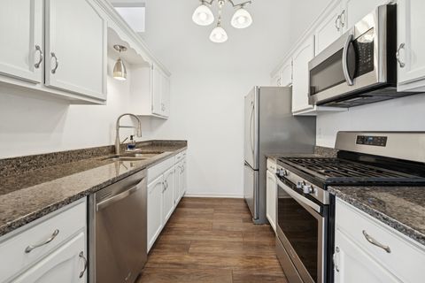 Tiny photo for 4657 High Point Drive #32, Rockford, IL 61114 (MLS # 12606699)