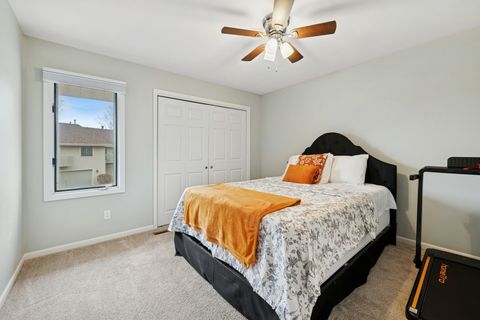 Tiny photo for 4657 High Point Drive #32, Rockford, IL 61114 (MLS # 12606699)