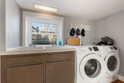 Tiny photo for 950 W HILLSIDE Street, Palatine, IL 60067 (MLS # 12586204)