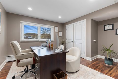 Tiny photo for 950 W HILLSIDE Street, Palatine, IL 60067 (MLS # 12586204)