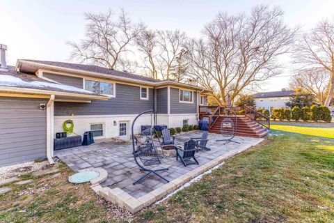 Tiny photo for 950 W HILLSIDE Street, Palatine, IL 60067 (MLS # 12586204)