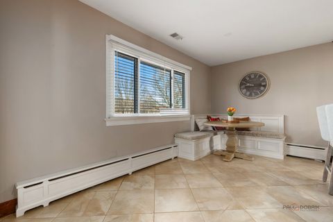 Tiny photo for 950 W HILLSIDE Street, Palatine, IL 60067 (MLS # 12586204)