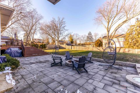 Tiny photo for 950 W HILLSIDE Street, Palatine, IL 60067 (MLS # 12586204)