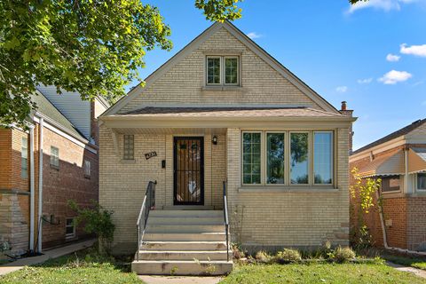 Tiny photo for 6731 S Kolin Avenue, Chicago, IL 60629 (MLS # 12504911)