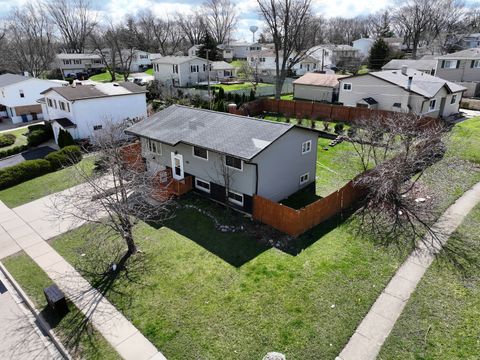 Tiny photo for 643 Armitage Avenue, Glendale Heights, IL 60139 (MLS # 12608159)