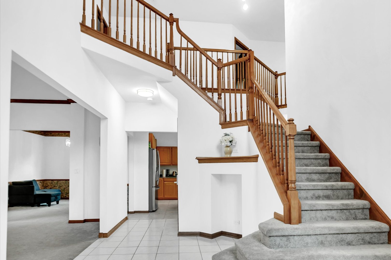 1456 Della Drive