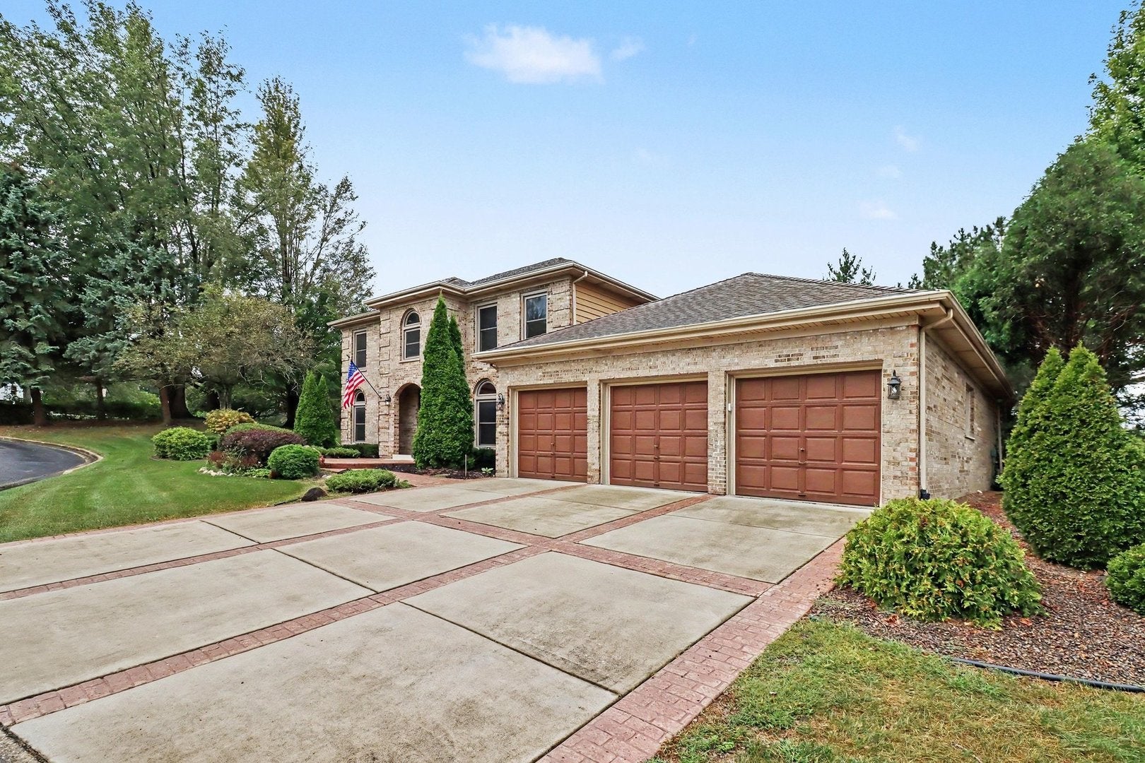 1 Golf View Lane