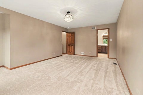 Tiny photo for 1 Golf View Lane, Frankfort, IL 60423 (MLS # 12755978)