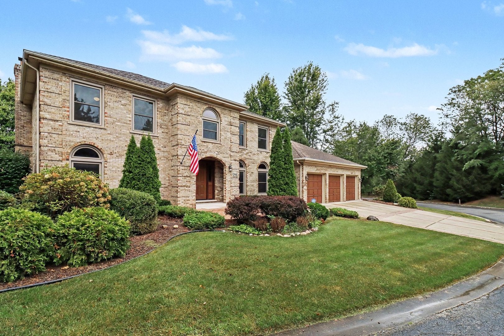 1 Golf View Lane