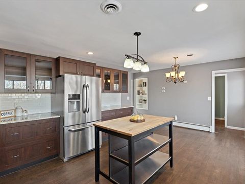 Tiny photo for 8210 RIDGEWOOD Road, Rock Island, IL 61264 (MLS # QC4270124)