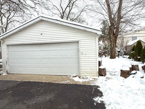 Tiny photo for 415 Kenwood Drive, Round Lake Park, IL 60073 (MLS # 12529379)