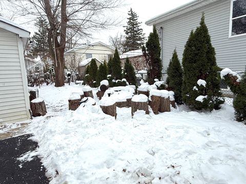 Tiny photo for 415 Kenwood Drive, Round Lake Park, IL 60073 (MLS # 12529379)