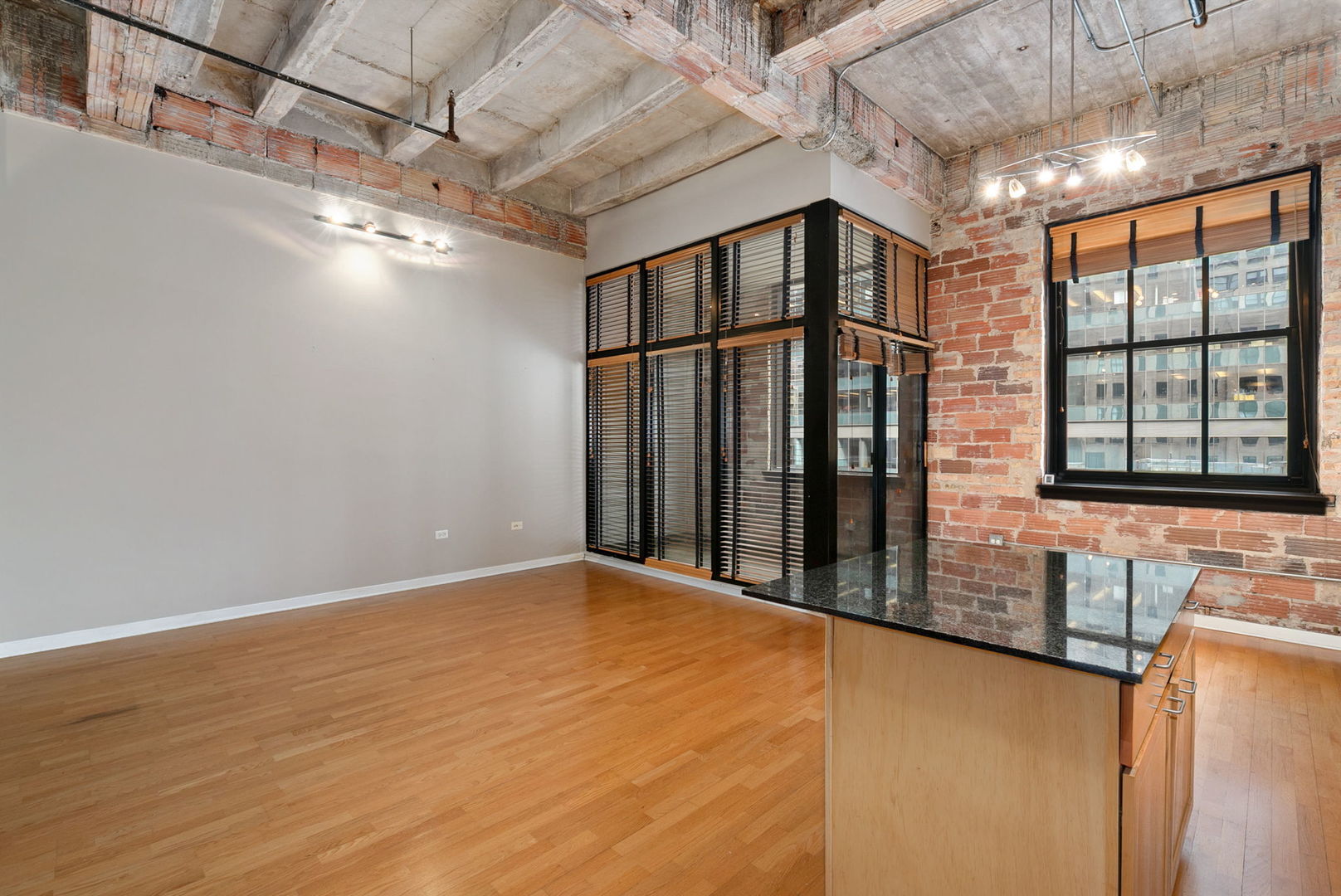 20 N State Street 611