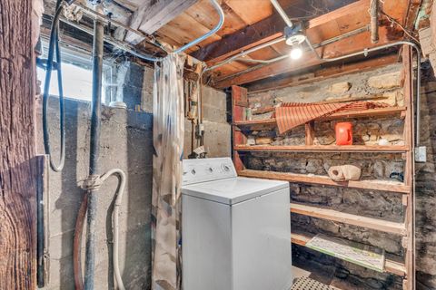 Tiny photo for 211 Jones Street, Le Claire, IA 52753 (MLS # 12655034)