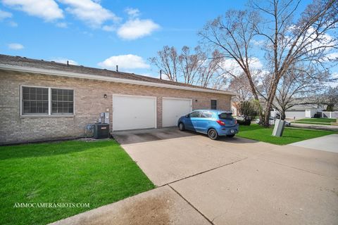 Tiny photo for 1062 Chovan Drive #26, Joliet, IL 60435 (MLS # 12615866)
