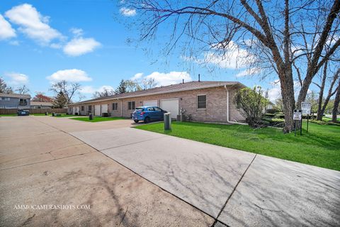 Tiny photo for 1062 Chovan Drive #26, Joliet, IL 60435 (MLS # 12615866)