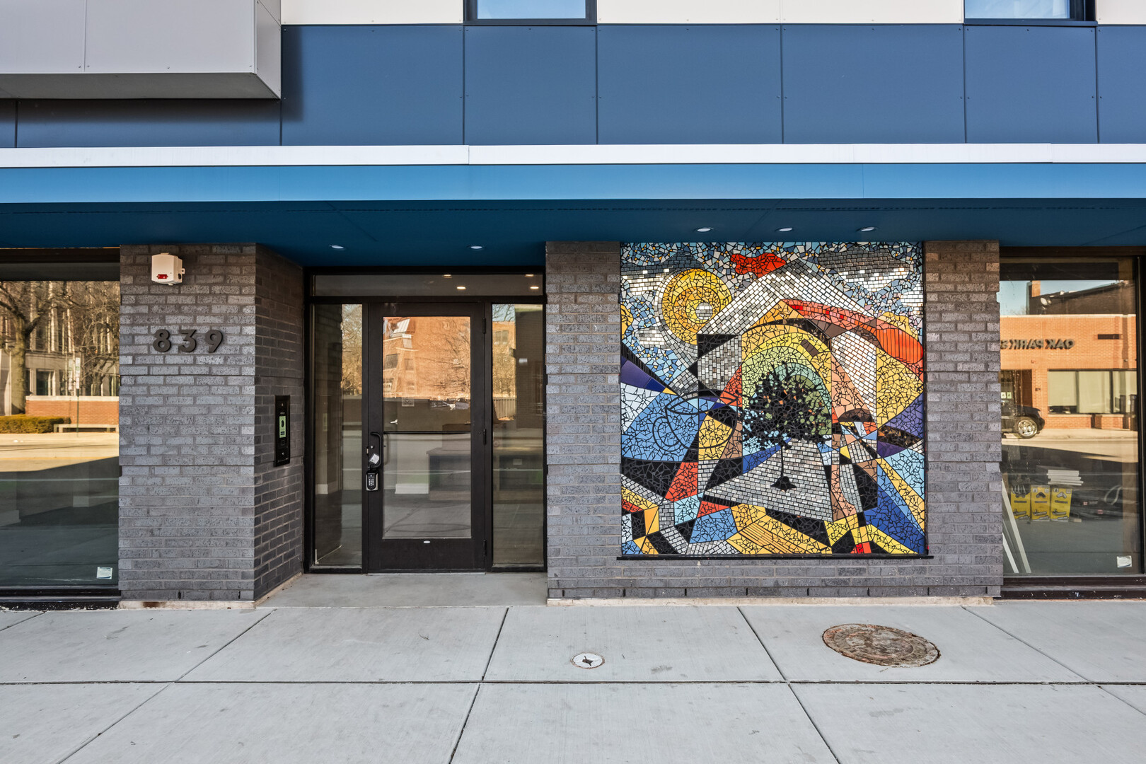 839 Madison Street 503