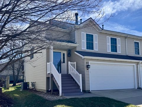 Photo of 2723 Arrowhead Drive, Bloomington, IL 61704 (MLS # 12598719)