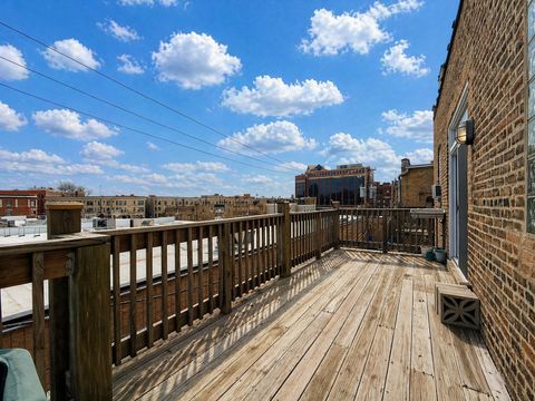 Tiny photo for 717 W Barry Avenue #3B, Chicago, IL 60657 (MLS # 12617498)