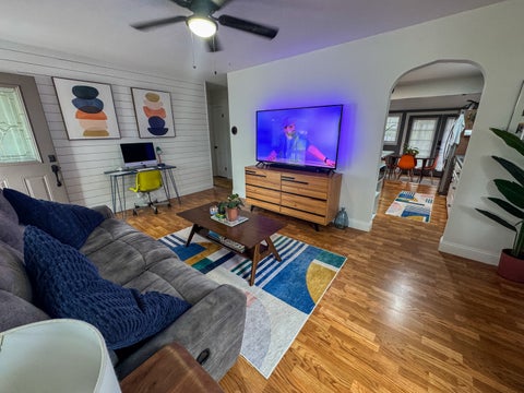 Tiny photo for 213 E 11th Street, Metropolis, IL 62960 (MLS # 12768046)