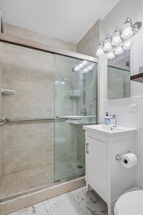 Tiny photo for 1585 Ridge Avenue #406, Evanston, IL 60201 (MLS # 12632118)