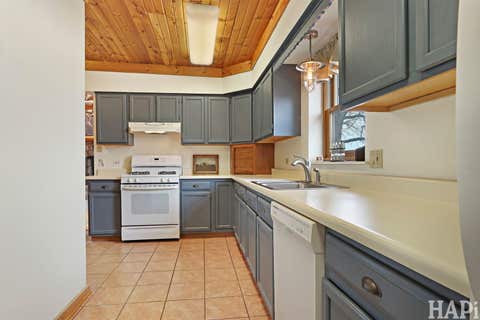Tiny photo for 707 Quinn Road, McHenry, IL 60051 (MLS # 12739451)