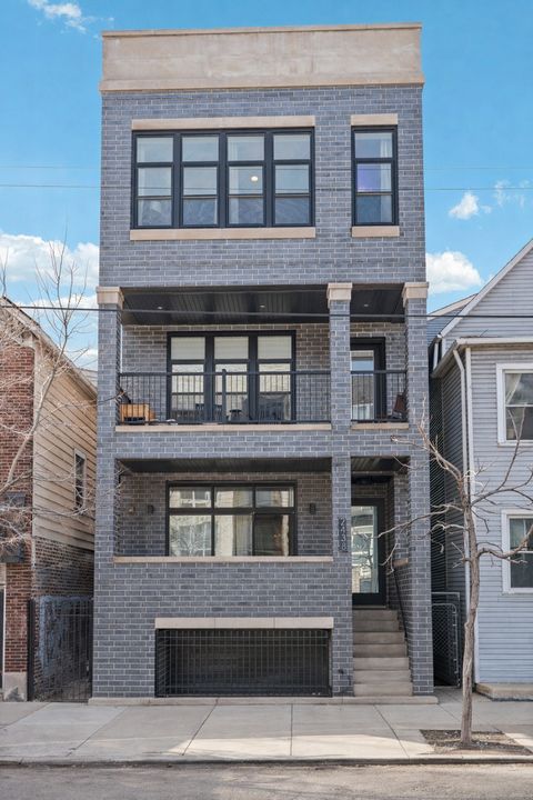 Photo of 2438 N Western Avenue #3, Chicago, IL 60647 (MLS # 12657819)
