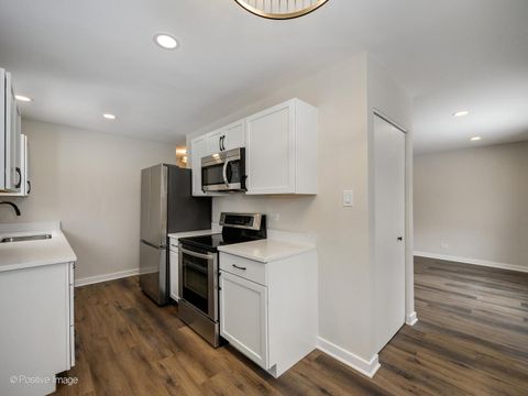 Tiny photo for 1S220 Holyoke Lane, Villa Park, IL 60181 (MLS # 12566928)