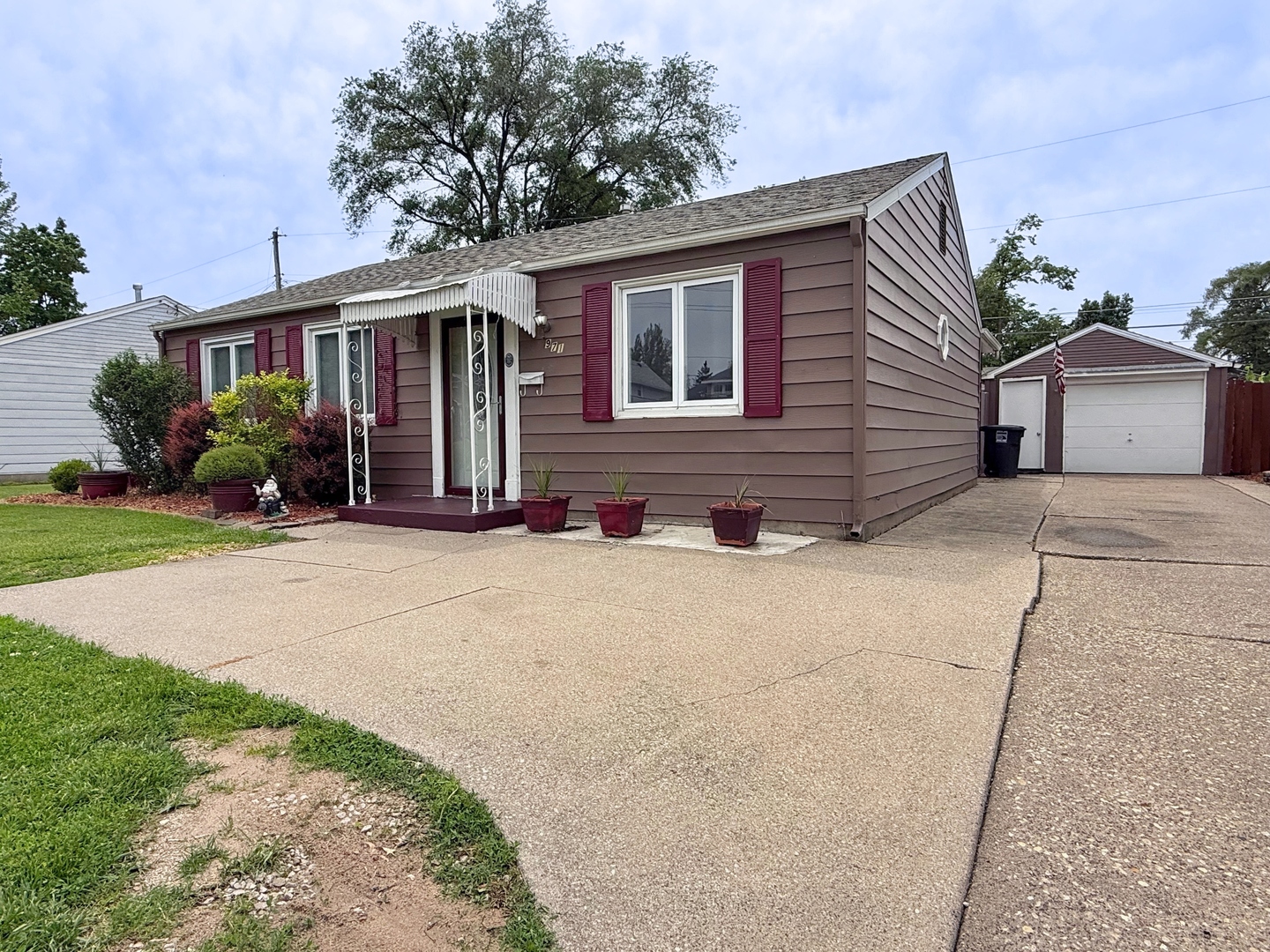 971 41st Street