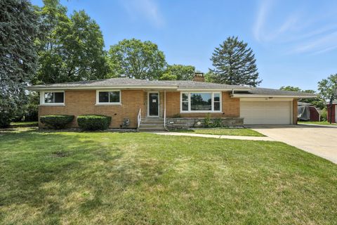 Photo of 505 Betty Lane, South Holland, IL 60473 (MLS # 12513035)