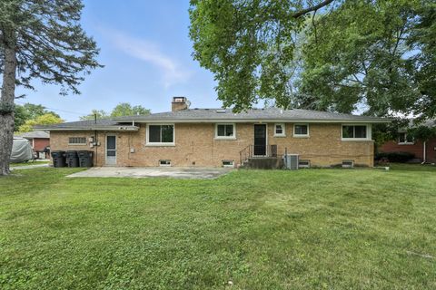 Tiny photo for 505 Betty Lane, South Holland, IL 60473 (MLS # 12513035)