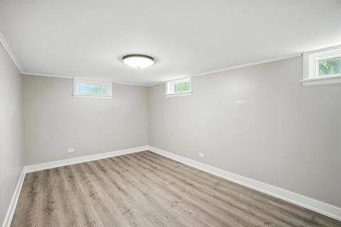 Tiny photo for 505 Betty Lane, South Holland, IL 60473 (MLS # 12513035)