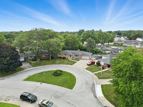 Tiny photo for 505 Betty Lane, South Holland, IL 60473 (MLS # 12513035)