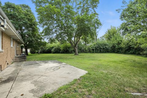 Tiny photo for 505 Betty Lane, South Holland, IL 60473 (MLS # 12513035)