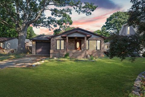 Photo of 106 E Union Street, Mahomet, IL 61853 (MLS # 12473164)