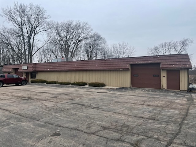 41W584 US HIGHWAY 20