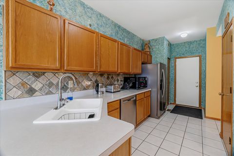 Tiny photo for 8423 Stratford Drive, Tinley Park, IL 60487 (MLS # 12521158)