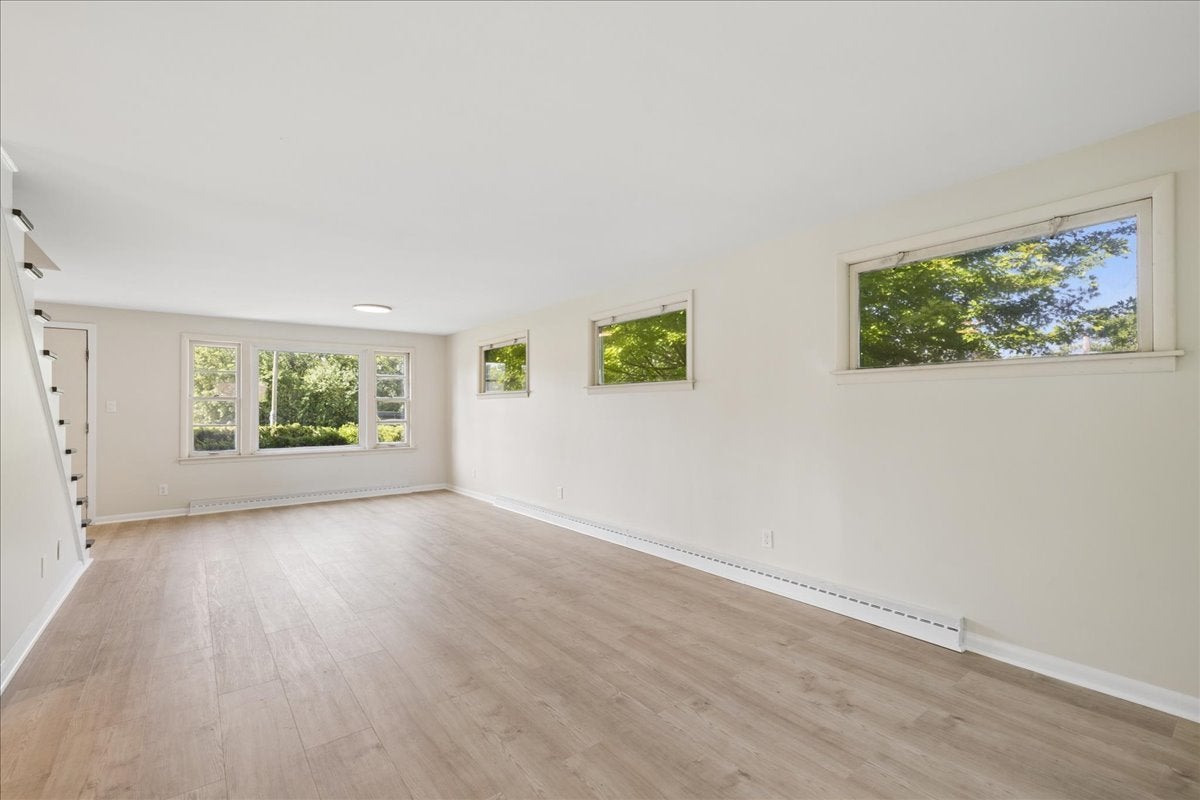 139 Kent Avenue