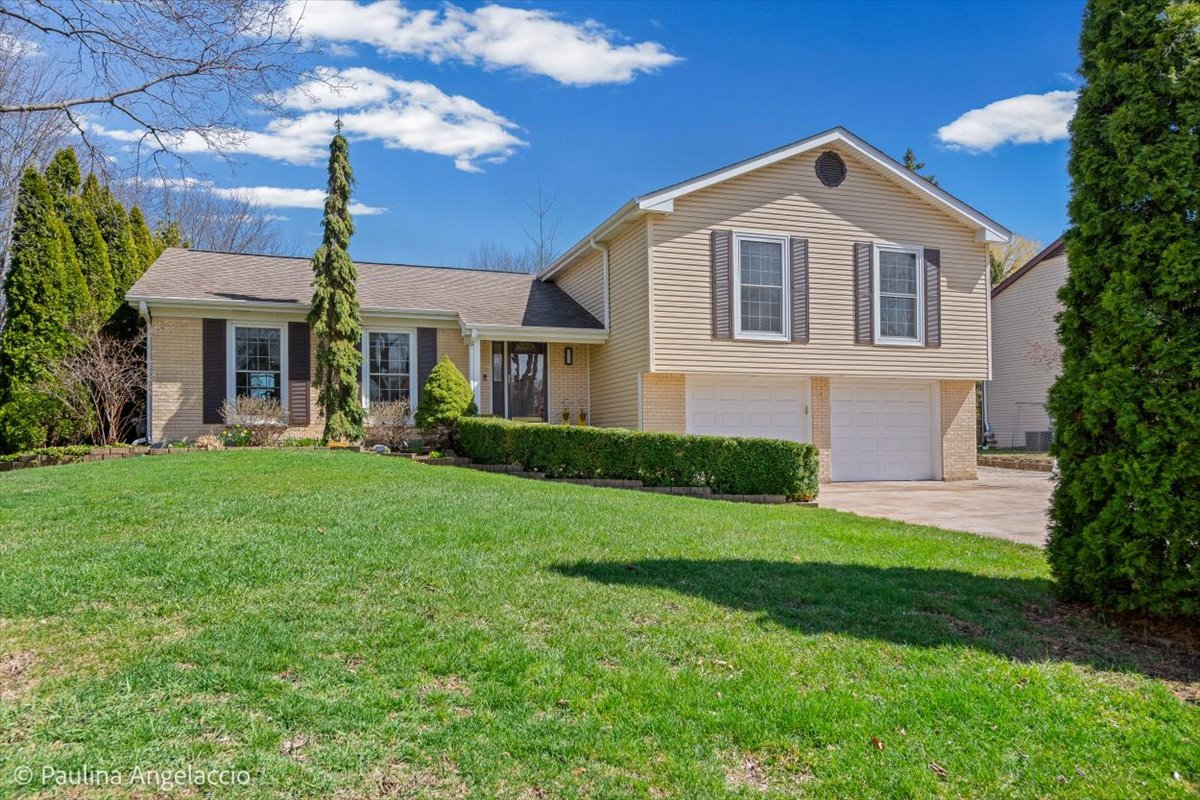 649 Greenbrier Lane