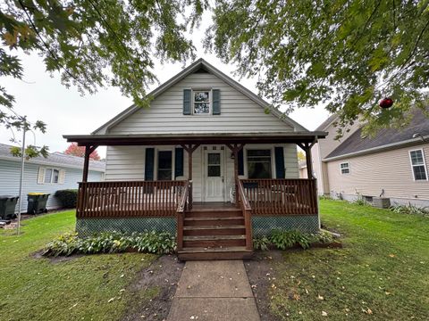 138 N Brown Street Genoa IL 60135