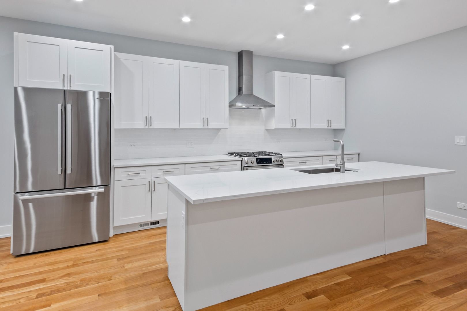 1370 W Evergreen Avenue 1
