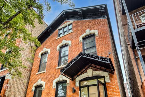 1370 W Evergreen Avenue 1 Chicago IL 60642