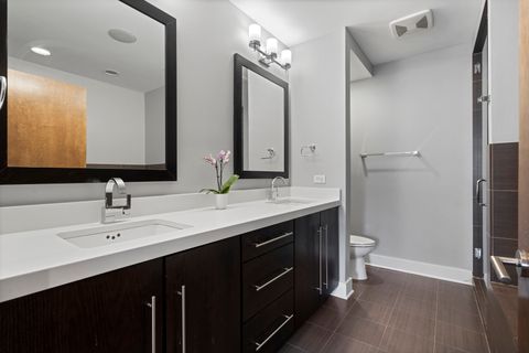 Tiny photo for 15 S Racine Avenue #2N, Chicago, IL 60607 (MLS # 12593627)